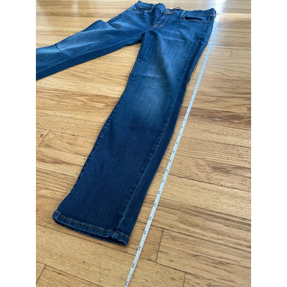EUC - Mid-rise J Brand Skinny Leg Jeans in Storm - 29 - Picture 10 of 12